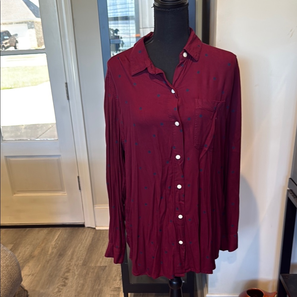 Women's Burgundy Old Navy Button-Up Shirt